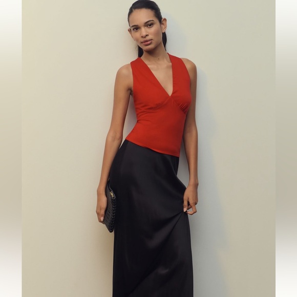 Reformation Elegant Red Sleeveless Top - Picture 3 of 8